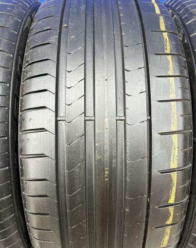 Pirelli P Zero 255/35 R21