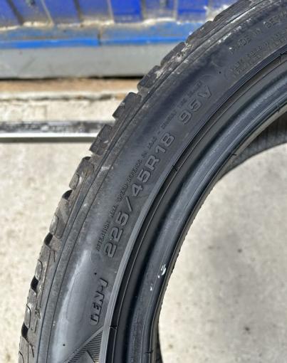 Goodyear UltraGrip Performance Gen-1 225/45 R18