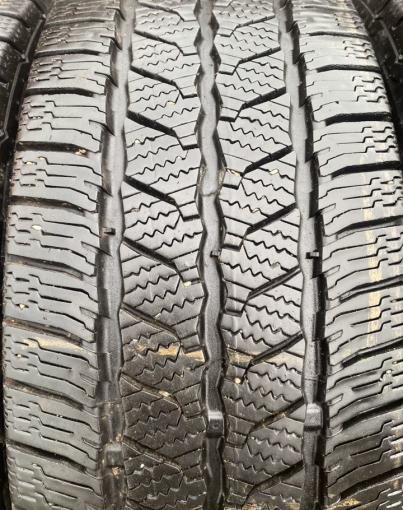 Continental VanContact Winter 215/60 R17C