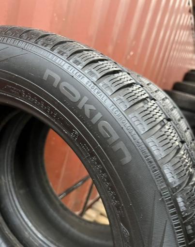 Nokian Tyres WR A4 225/55 R17