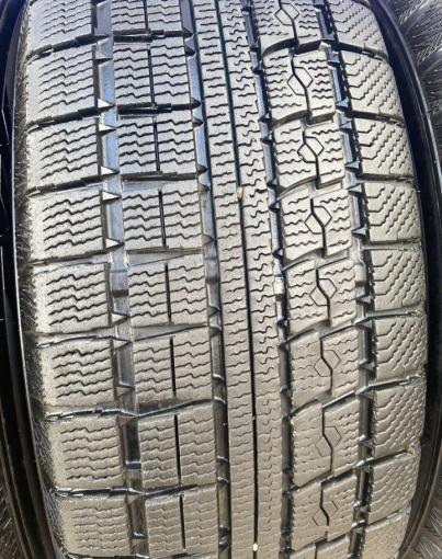 Toyo Winter Tranpath MK4a 215/65 R16