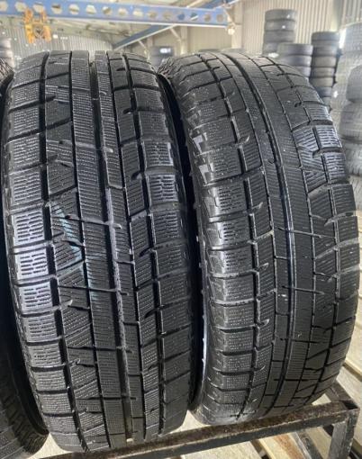 Yokohama Ice Guard IG50+ 215/60 R16