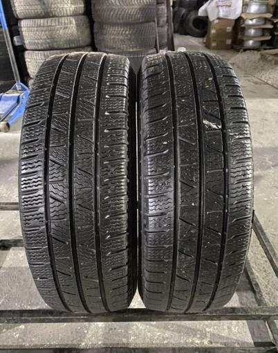 Pirelli Carrier Winter 215/65 R16C