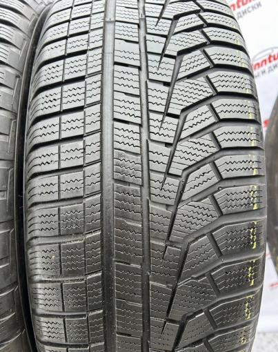Hankook Winter I&#39;Cept Evo2 W320A SUV 235/60 R18