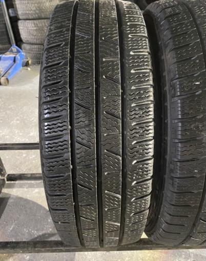 Pirelli Carrier Winter 215/65 R16C