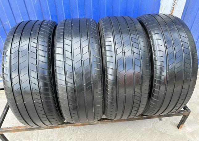 Bridgestone Alenza 001 245/50 R19