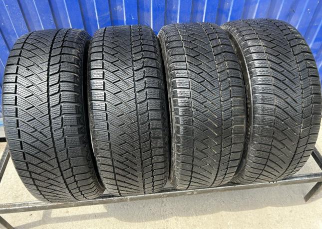 Continental ContiVikingContact 6 215/55 R16