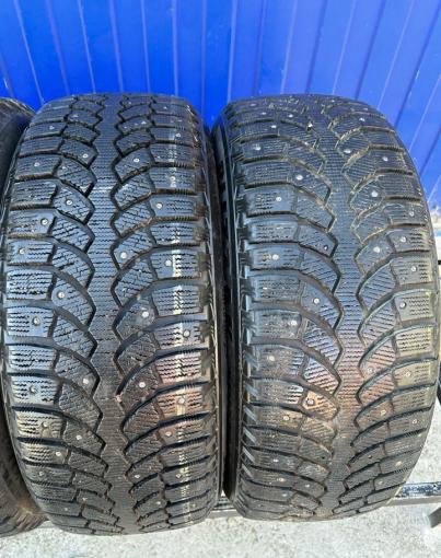 Bridgestone Blizzak Spike-01 205/55 R16