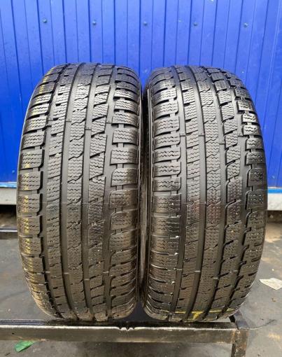 Kumho I&#39;Zen KW27 215/55 R17