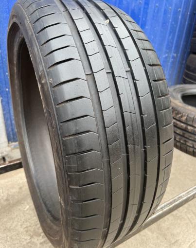 Pirelli P Zero PZ4 225/40 R19 93W