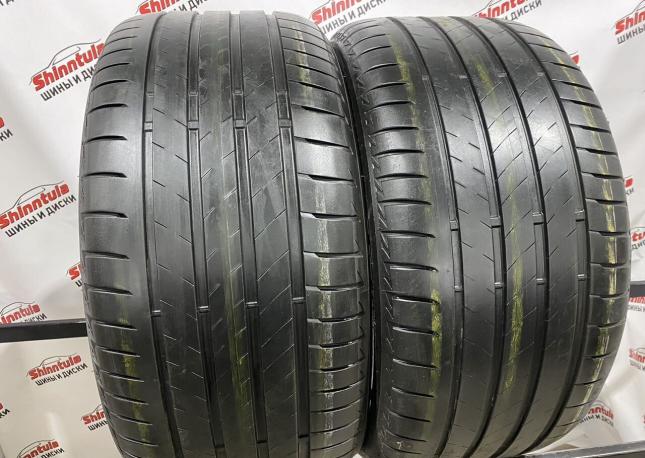 Bridgestone Turanza T005 285/35 R20