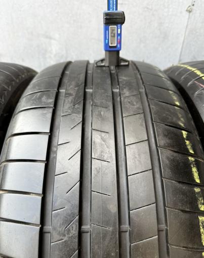 Bridgestone Alenza 001 255/50 R20