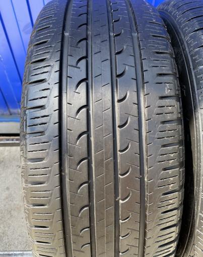 Goodyear EfficientGrip SUV 225/55 R19