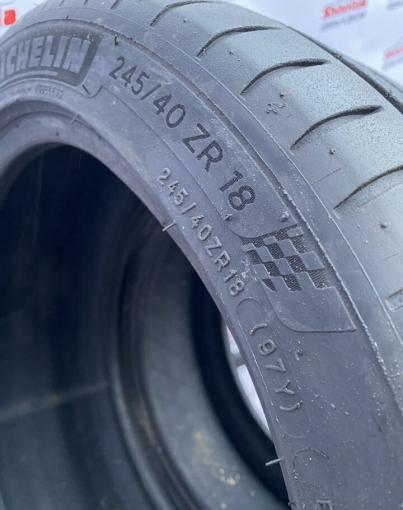 Michelin Pilot Sport 4 245/40 R18