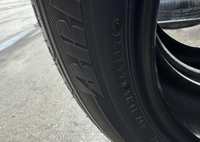 Bridgestone Dueler H/P Sport 255/45 R19 100V