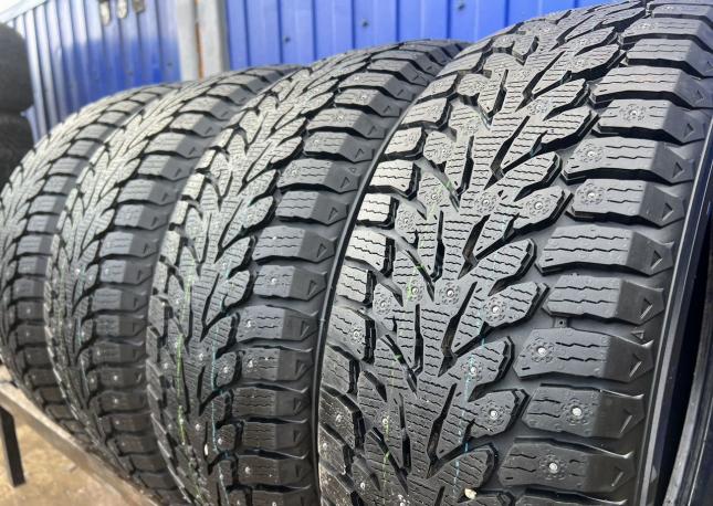 Kumho WinterCraft Ice Wi32 215/55 R17