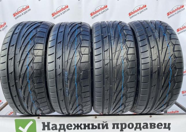 Toyo Proxes TR1 235/35 R20 92W