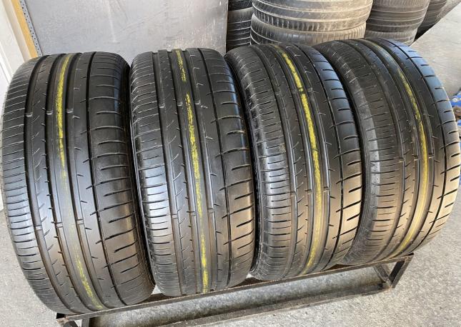 Dunlop SP Sport Maxx 050+ 235/55 R17