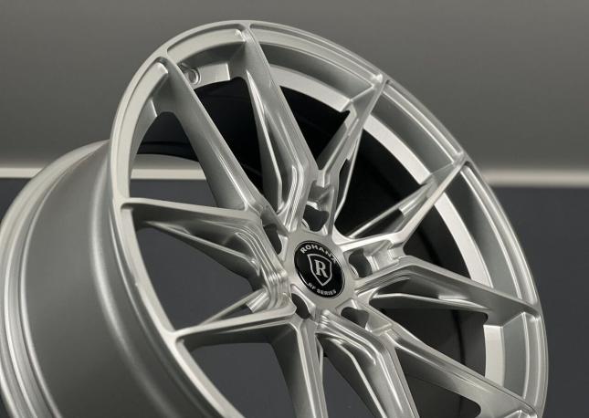 Диски Rohana 5/114.3 r18 8j et30 Silver