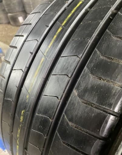 Pirelli P Zero PZ4 275/30 R21