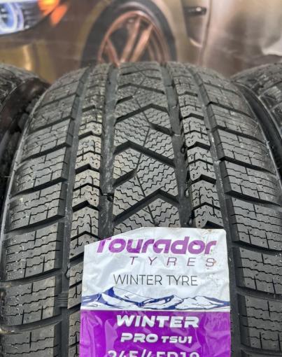 Tourador Winter Pro TSU1 245/45 R19 102V