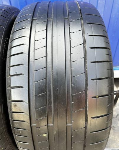 Pirelli P Zero PZ4 285/40 R21 109Y