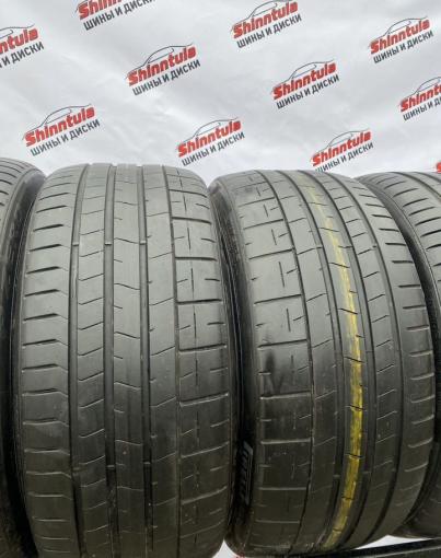 Pirelli P Zero PZ4 235/35 R19