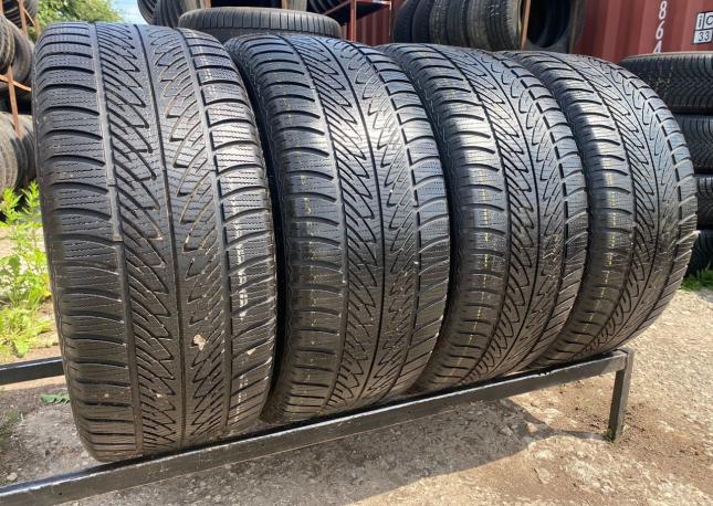 Goodyear UltraGrip 8 Performance 285/45 R20