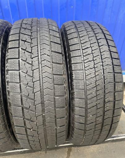 Bridgestone Blizzak VRX 225/60 R17 99Q