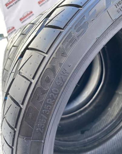 Toyo Proxes TR1 235/35 R20 92W