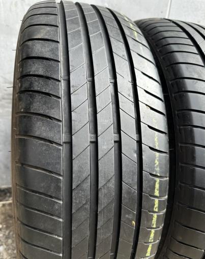 Bridgestone Turanza T005 215/60 R17