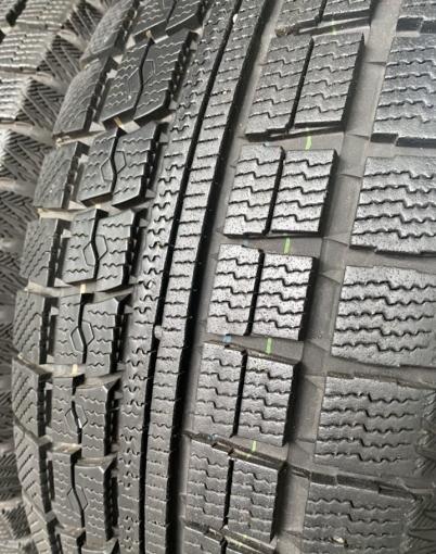 Toyo Winter Tranpath MK4a 225/60 R17