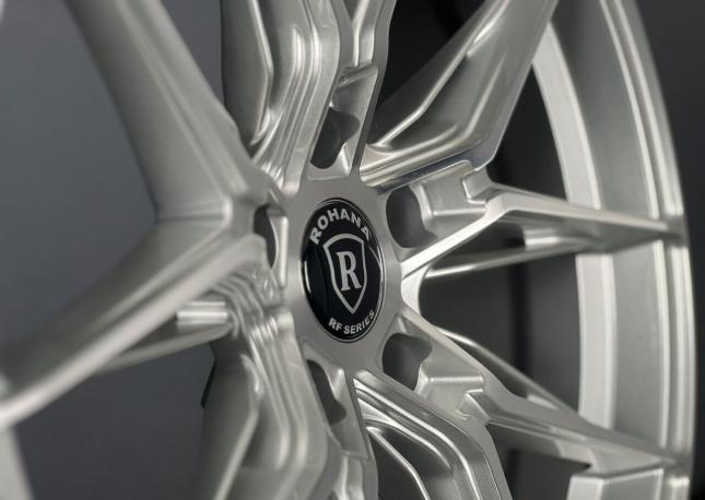 Диски Rohana 5/114.3 r18 8j et30 Silver