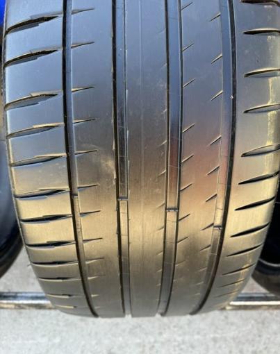 Michelin Pilot Sport 4 S 285/40 R20