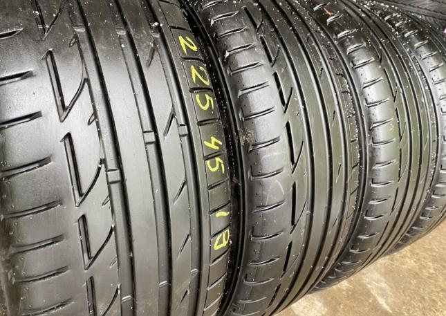 Bridgestone Potenza S001 225/45 R19