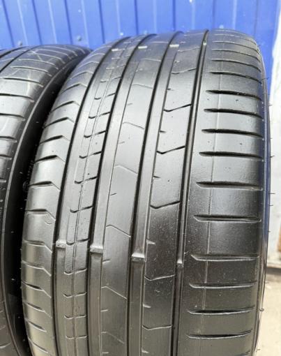 Pirelli P Zero PZ4 275/35 R22