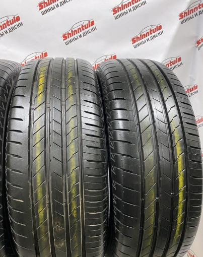 Bridgestone Alenza 001 225/65 R17