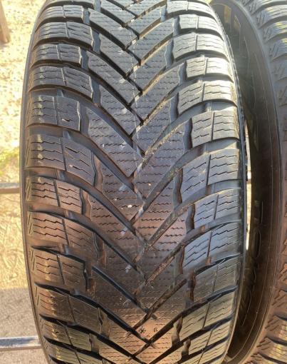 Nokian Tyres Weatherproof SUV 235/55 R19