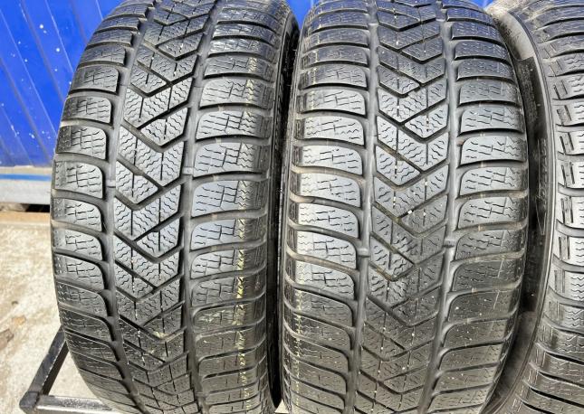 Pirelli Winter Sottozero 3 225/40 R18