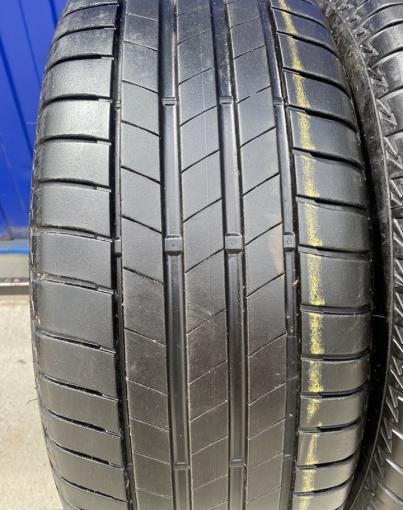 Bridgestone Turanza T005 225/60 R17