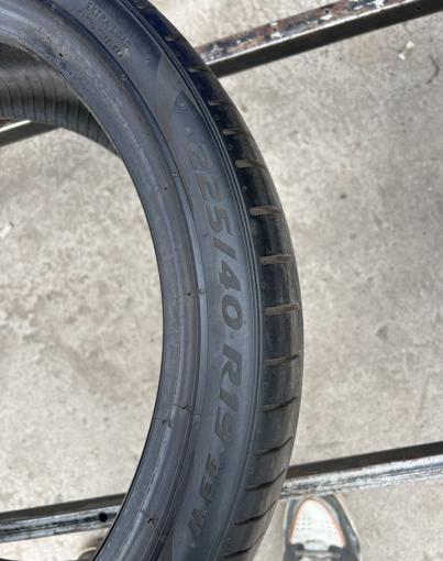 Pirelli P Zero PZ4 225/40 R19 93W