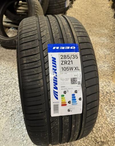 Winrun R330 285/35 R21