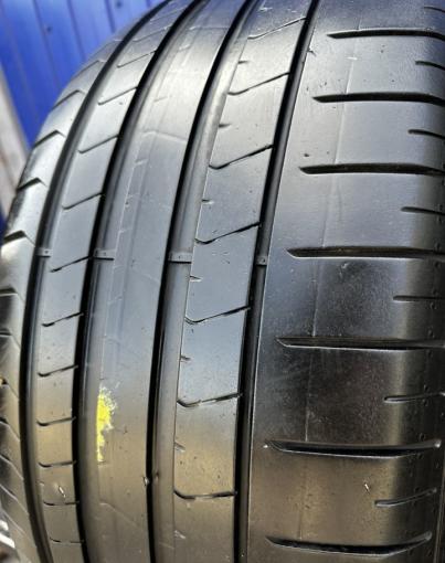 Pirelli P Zero PZ4 285/40 R21 109Y