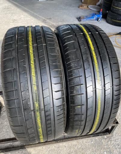 Pirelli P Zero PZ4 285/45 R20