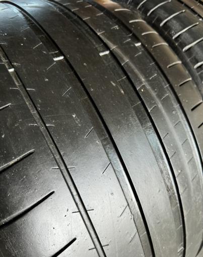 Michelin Pilot Super Sport 325/30 R21