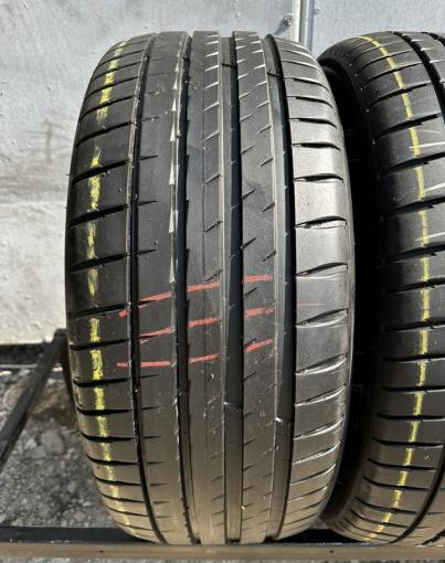 Michelin Pilot Sport 4 225/45 R19