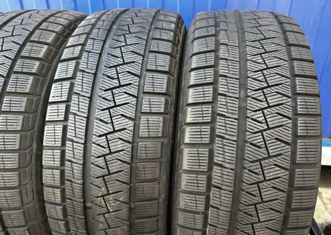 Pirelli Ice Asimmetrico Plus 215/55 R17