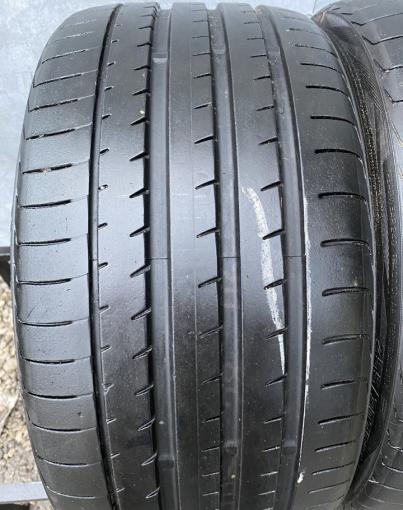 Yokohama Advan Sport V105 255/30 R20