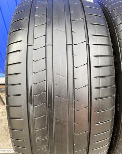 Pirelli P Zero PZ4 285/45 R21