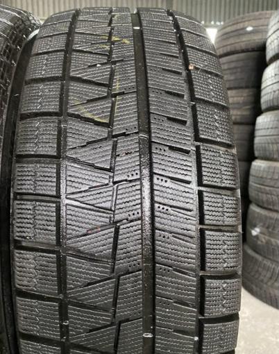 Bridgestone Blizzak Revo GZ 215/55 R17